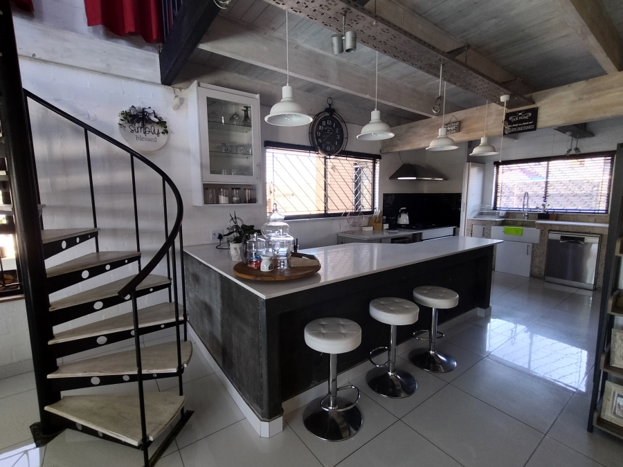 To Let 3 Bedroom Property for Rent in Soneike Western Cape